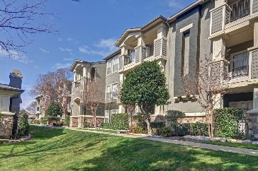 Depa Renovado en Renta: Estilo y Conveniencia.